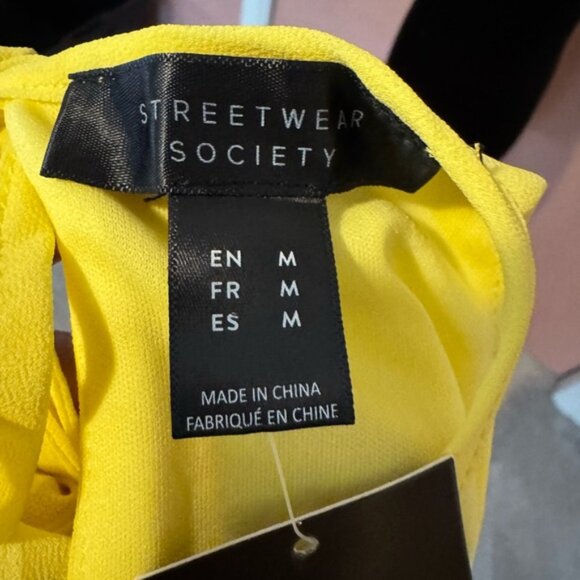 Elegant Yellow Ruffle Dress - Picture 6 of 7